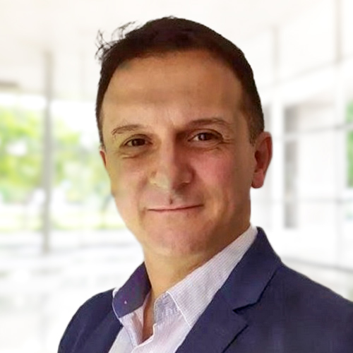 Headshot of Eduardo Torres